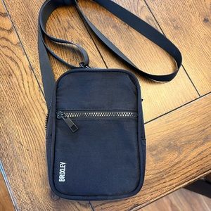 Brixley Bag Crossbody Sling in the color Jet